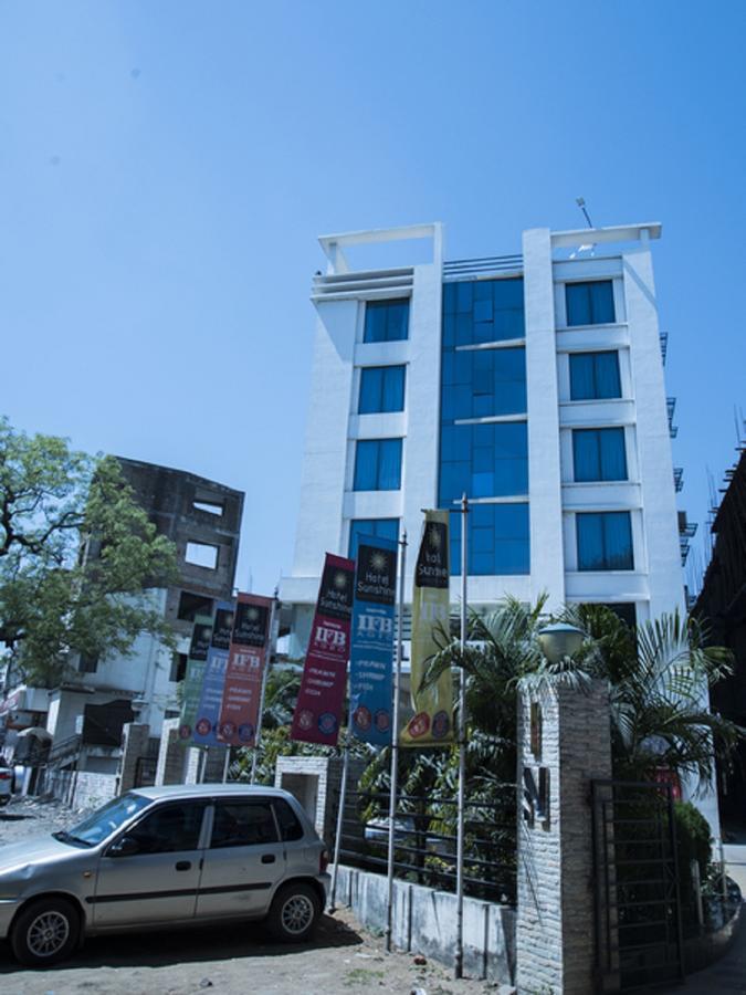 Hotel Sunshine Baharampur Ngoại thất bức ảnh